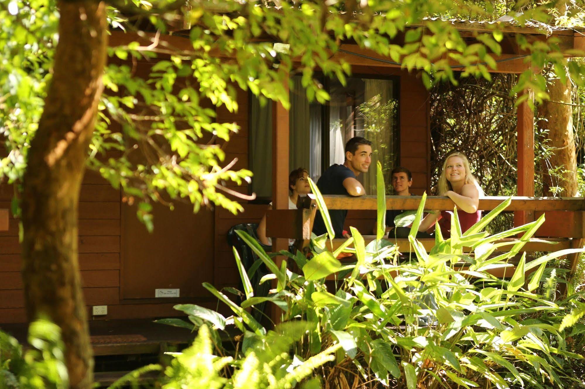 Samurai Beach Bungalows One Mile Exterior photo